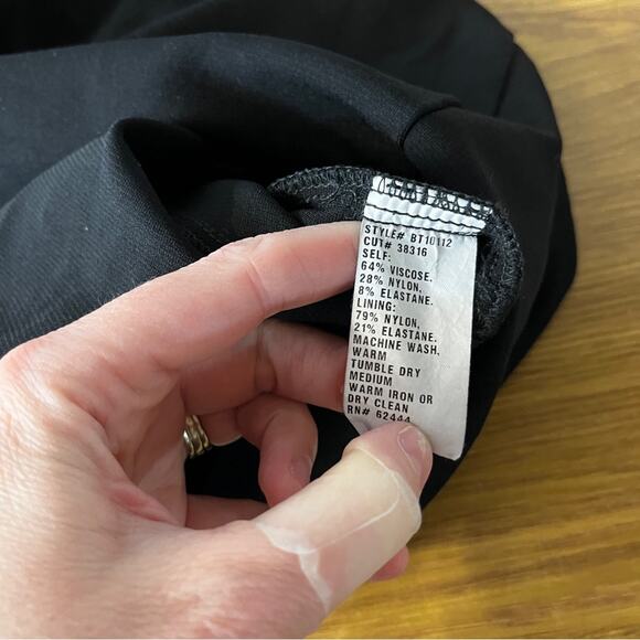 Nicole Miller Structured One Shoulder dress black - 8 - Picture 13 of 13